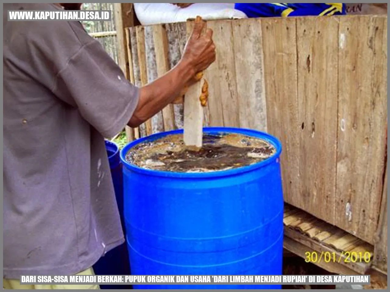 Dari Sisa-Sisa Menjadi Berkah: Pupuk Organik dan Usaha ‘Dari Limbah Menjadi Rupiah’ di Desa Kaputihan